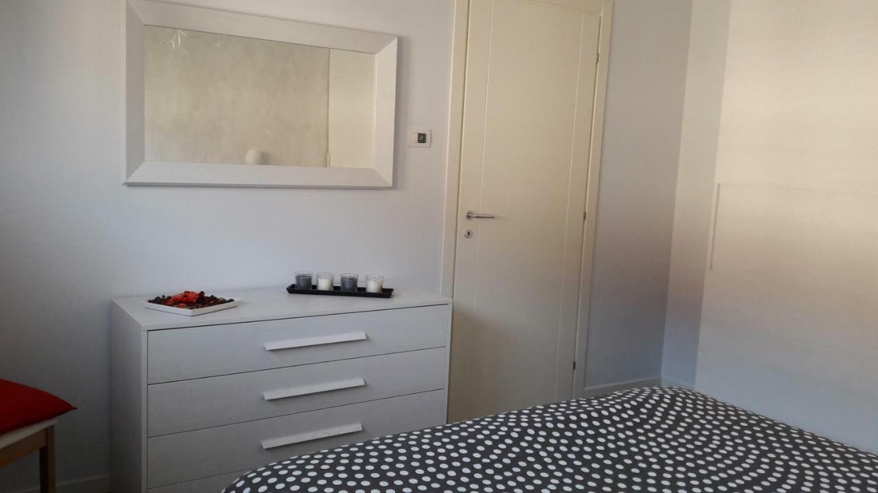 Casa Battisti Apartment เปโร ภายนอก รูปภาพ